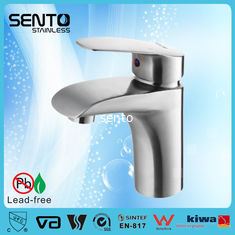 Chine La plate-forme sans plomb de SENTO a monté le robinet de bassin de salle de bains de robinets fournisseur