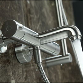 Robinet thermostatique fixé au mur de douche de série thermostatique de salle de bains fournisseur