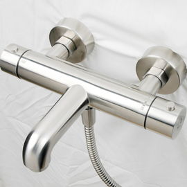 Robinet thermostatique fixé au mur de douche de série thermostatique de salle de bains fournisseur