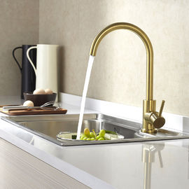 La plate-forme de robinets de cuisine de corps de l'acier 304 ou 316 de garnitures d'articles de Saniary a monté le robinet simple de couleur d'or de trou fournisseur